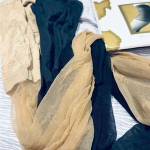 Pre-owned sheer assorted pair